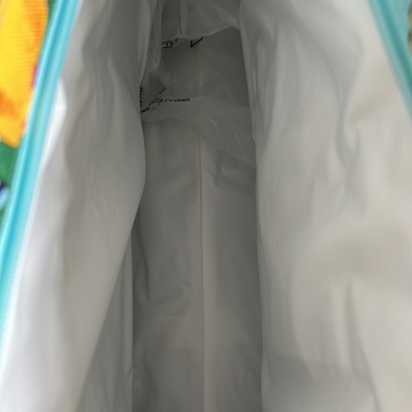 Vera Bradley Lighten Up Large Cooler Bag Lemon Grove - Picture 9 of 9